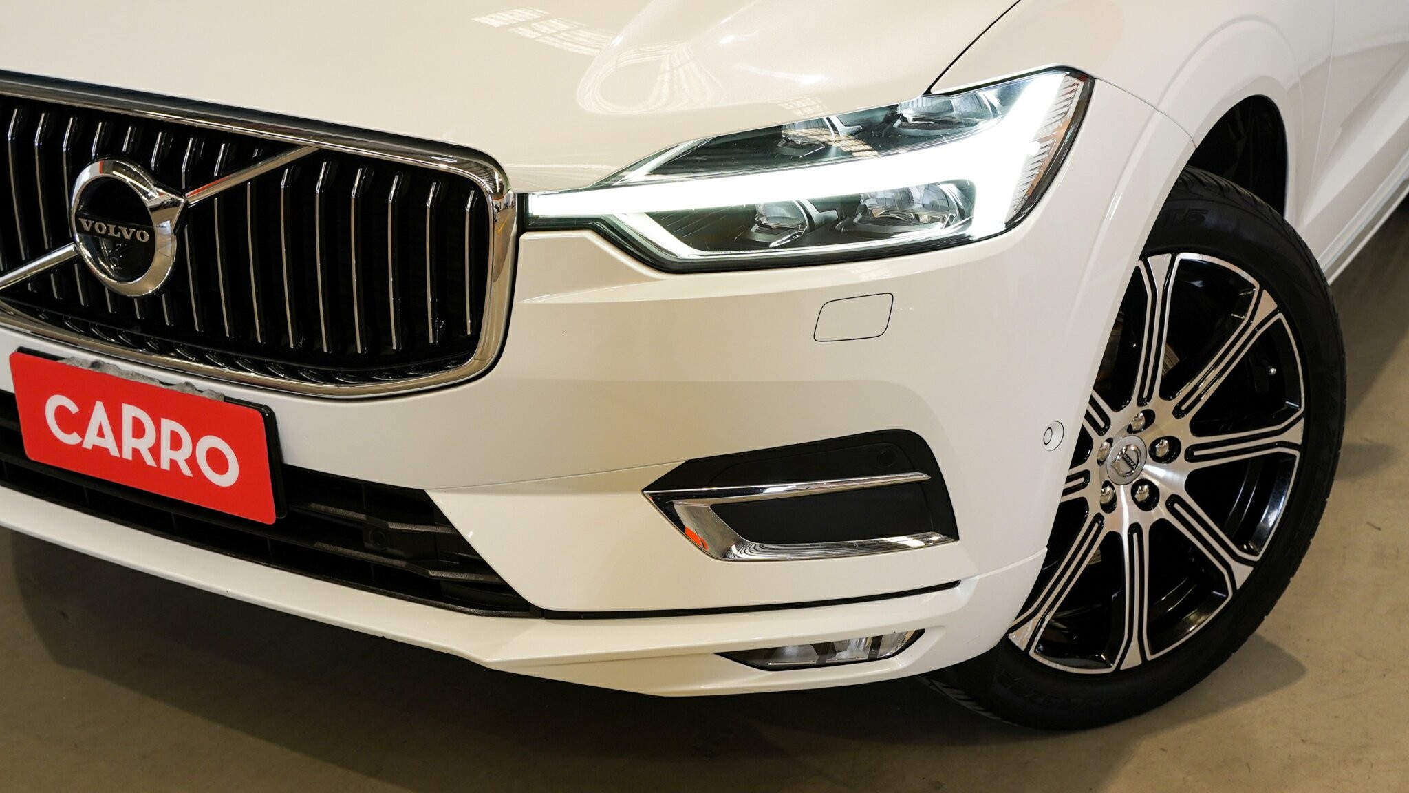 Volvo Xc60 image 2