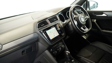https://vehicle-cdn.autoleague.cloud/34110_1209184_23.jpg