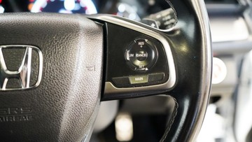 https://vehicle-cdn.autoleague.cloud/34110_1209191_15.jpg