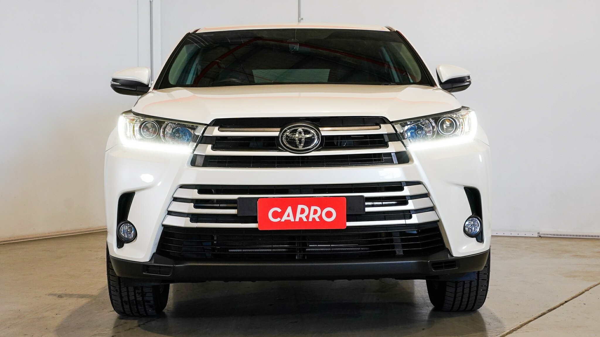 Toyota Kluger image 3