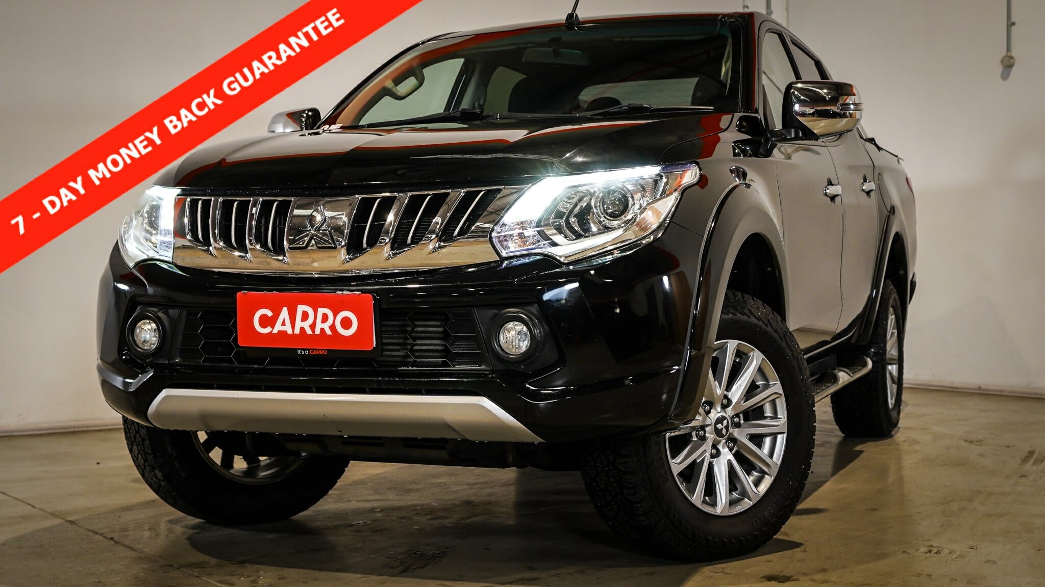 Mitsubishi Triton image 1