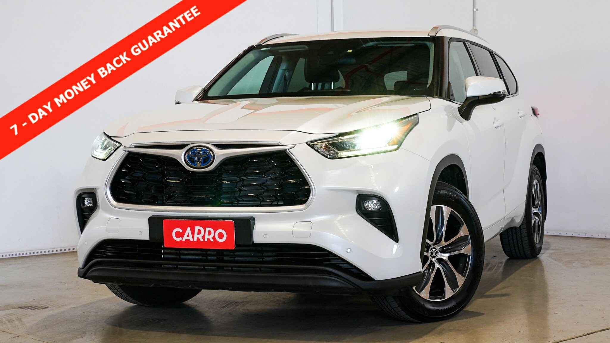 Toyota Kluger image 1