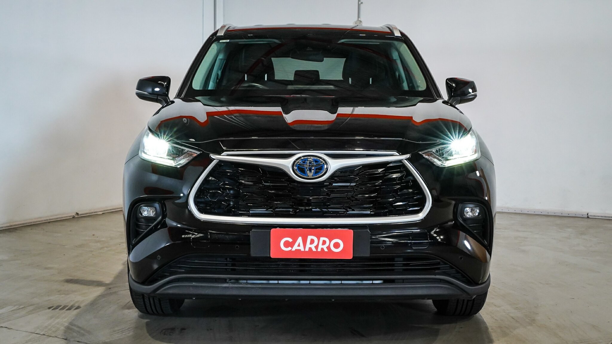 Toyota Kluger image 3