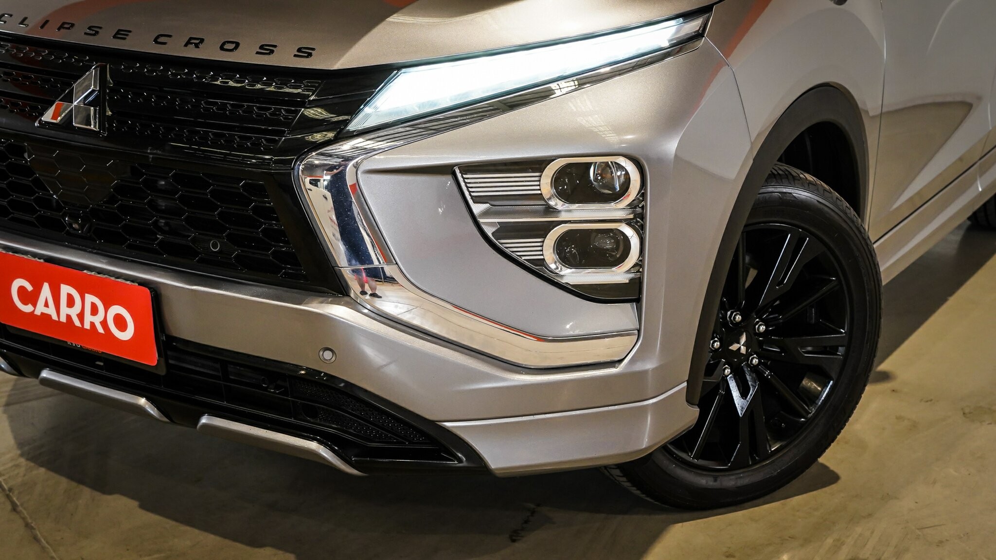 Mitsubishi Eclipse Cross image 2