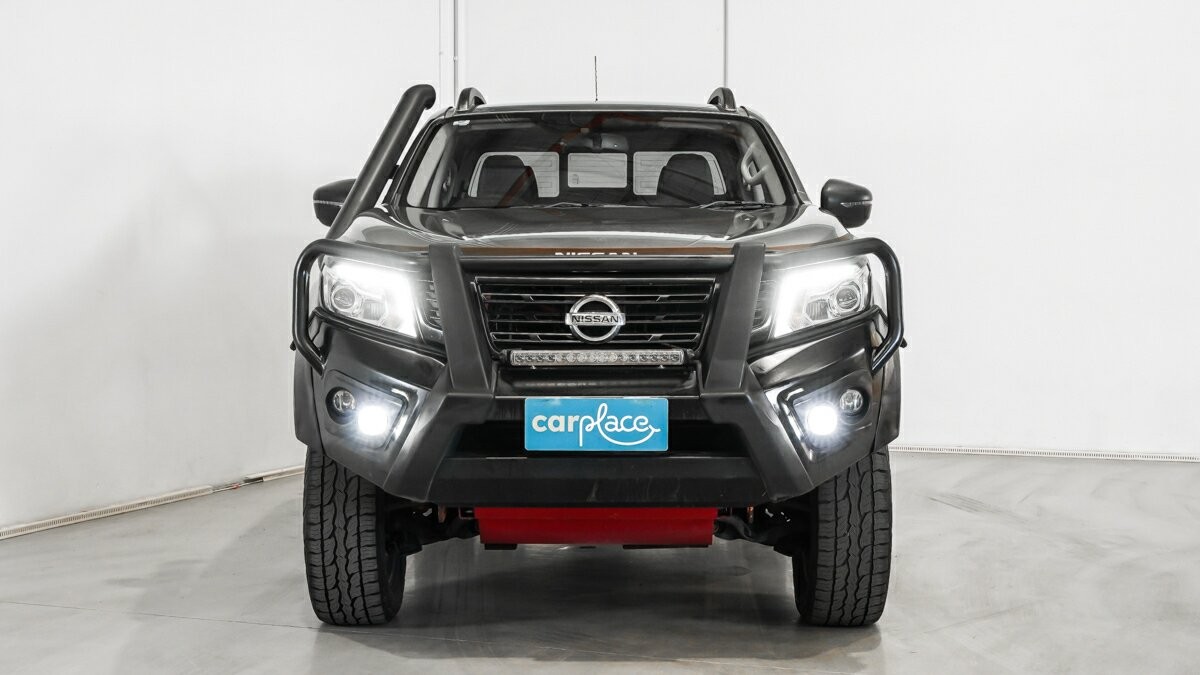 Nissan Navara image 2