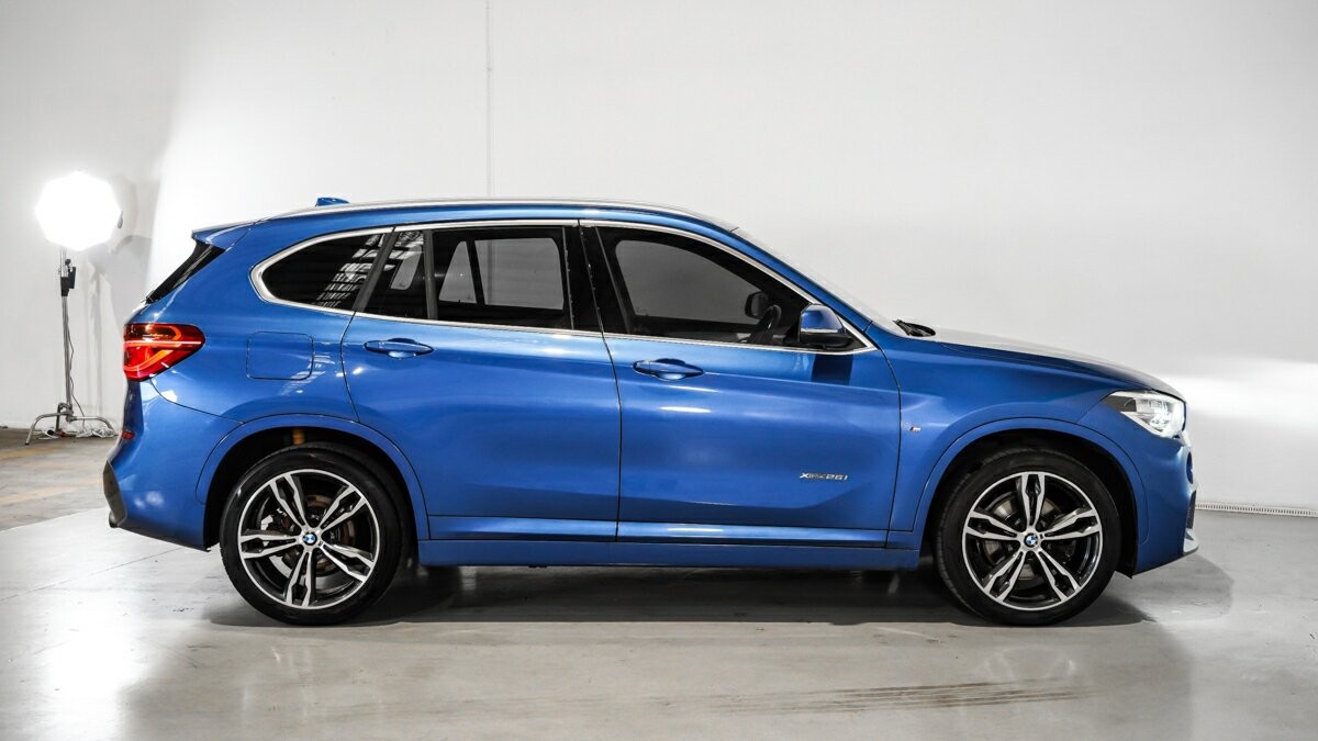 BMW X1 image 3
