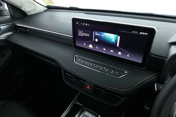 https://vehicle-cdn.autoleague.cloud/34486_801428_15.jpg