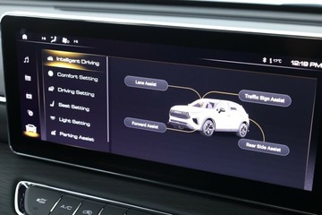 https://vehicle-cdn.autoleague.cloud/34486_801428_18.jpg