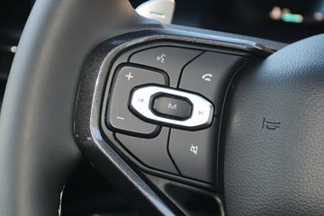 https://vehicle-cdn.autoleague.cloud/34486_805699_15.jpg