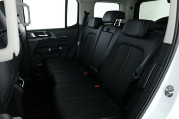 https://vehicle-cdn.autoleague.cloud/34486_805752_34.jpg