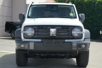 https://vehicle-cdn.autoleague.cloud/34486_813114_17.jpg