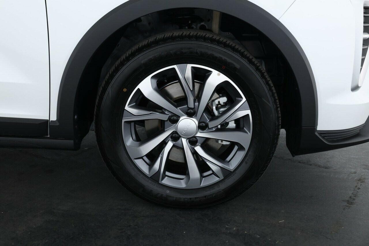 Gwm Haval Jolion image 3