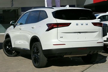 https://vehicle-cdn.autoleague.cloud/34486_818679_3.jpg