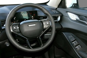 https://vehicle-cdn.autoleague.cloud/34486_818679_6.jpg