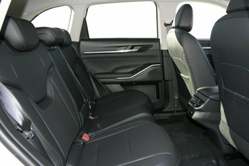 https://vehicle-cdn.autoleague.cloud/34486_818679_7.jpg