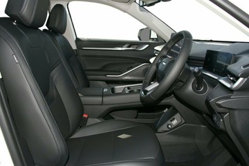 https://vehicle-cdn.autoleague.cloud/34486_818679_8.jpg