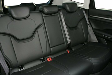 https://vehicle-cdn.autoleague.cloud/34486_818679_9.jpg