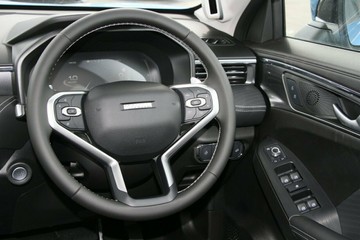 https://vehicle-cdn.autoleague.cloud/34486_822861_6.jpg