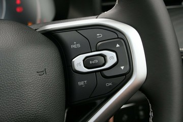https://vehicle-cdn.autoleague.cloud/34486_831870_13.jpg