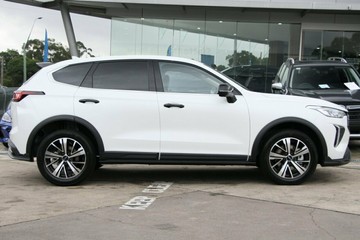 https://vehicle-cdn.autoleague.cloud/34486_831870_15.jpg