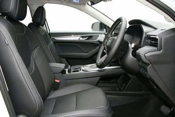 https://vehicle-cdn.autoleague.cloud/34486_831870_8.jpg