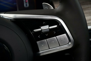 https://vehicle-cdn.autoleague.cloud/34486_841470_14.jpg