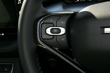 https://vehicle-cdn.autoleague.cloud/34486_841846_15.jpg