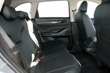 https://vehicle-cdn.autoleague.cloud/34486_841846_7.jpg