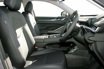 https://vehicle-cdn.autoleague.cloud/34486_841846_8.jpg