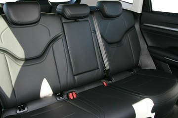 https://vehicle-cdn.autoleague.cloud/34486_841849_8.jpg