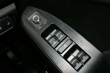 https://vehicle-cdn.autoleague.cloud/34486_844161_15.jpg