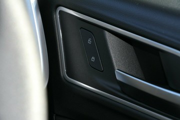https://vehicle-cdn.autoleague.cloud/34486_848830_13.jpg