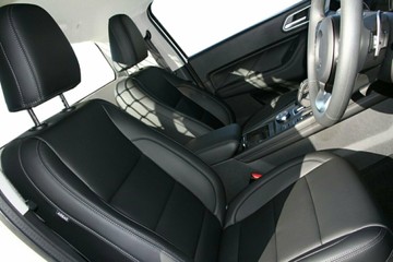 https://vehicle-cdn.autoleague.cloud/34486_848830_17.jpg