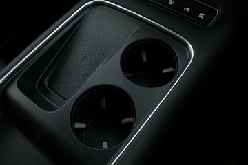 https://vehicle-cdn.autoleague.cloud/34486_849403_29.jpg