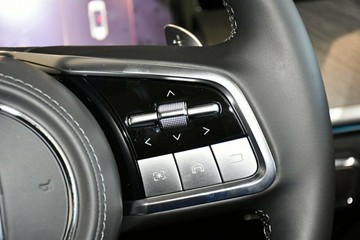 https://vehicle-cdn.autoleague.cloud/34486_849516_8.jpg