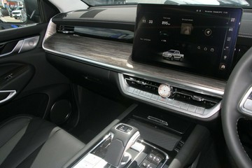 https://vehicle-cdn.autoleague.cloud/34486_849590_10.jpg