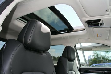 https://vehicle-cdn.autoleague.cloud/34486_849590_12.jpg