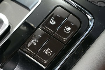 https://vehicle-cdn.autoleague.cloud/34486_849590_17.jpg
