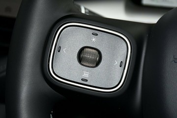 https://vehicle-cdn.autoleague.cloud/34486_854517_14.jpg