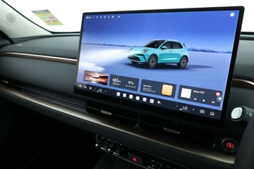 https://vehicle-cdn.autoleague.cloud/34486_854744_15.jpg
