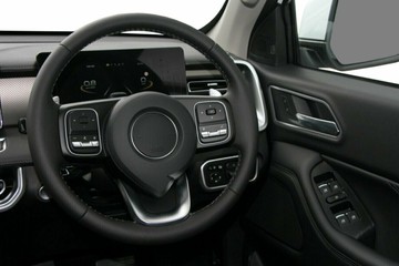 https://vehicle-cdn.autoleague.cloud/34486_860532_6.jpg