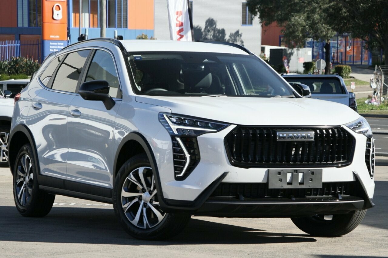 Gwm Haval Jolion image 1