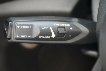 https://vehicle-cdn.autoleague.cloud/34486_889990_10.jpg
