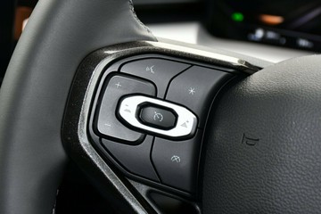 https://vehicle-cdn.autoleague.cloud/34486_895113_14.jpg
