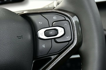 https://vehicle-cdn.autoleague.cloud/34486_899921_13.jpg