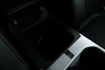 https://vehicle-cdn.autoleague.cloud/34487_701754_29.jpg