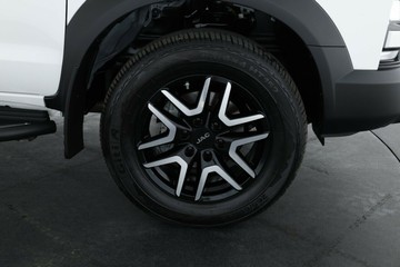 https://vehicle-cdn.autoleague.cloud/34487_701754_3.jpg