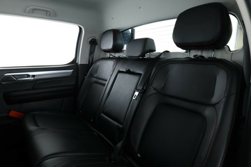 https://vehicle-cdn.autoleague.cloud/34487_701754_32.jpg