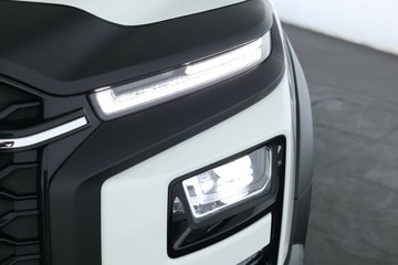 https://vehicle-cdn.autoleague.cloud/34487_701754_7.jpg