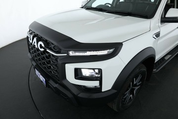 https://vehicle-cdn.autoleague.cloud/34487_701754_8.jpg